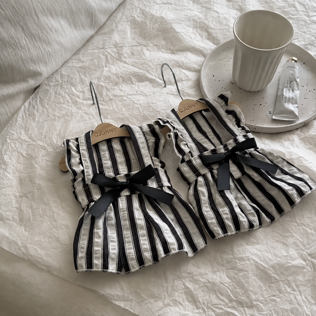 Black&white stripes dress🤍 (M)